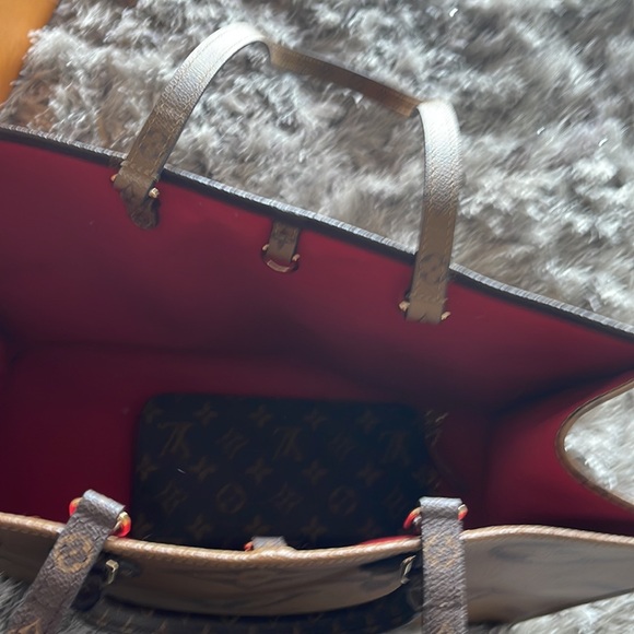 Louis Vuitton Bag NEW - Picture 6 of 13